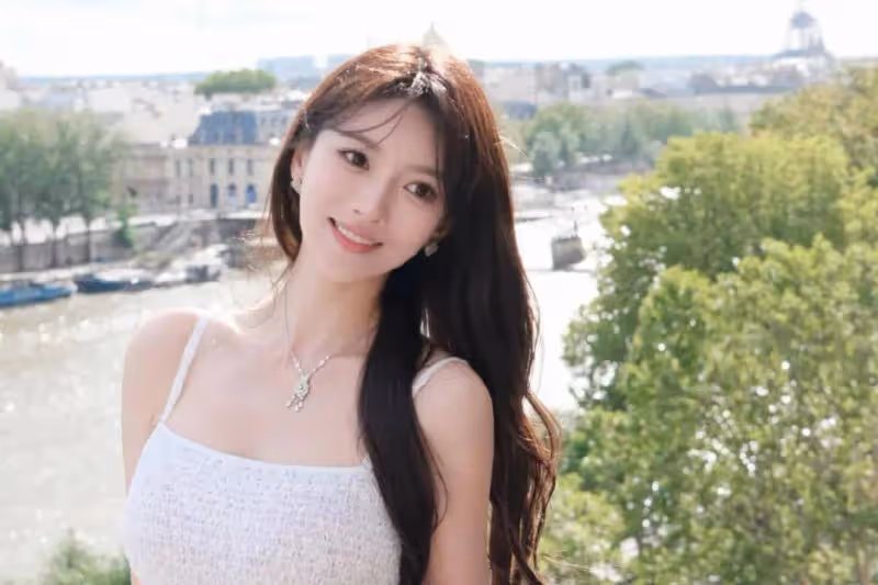 黃曉明認愛葉珂,文案和過程有蹊蹺,女方被曝正在養胎,閨蜜神助攻