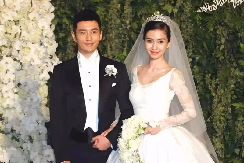 黃曉明認愛葉珂,文案和過程有蹊蹺,女方被曝正在養胎,閨蜜神助攻