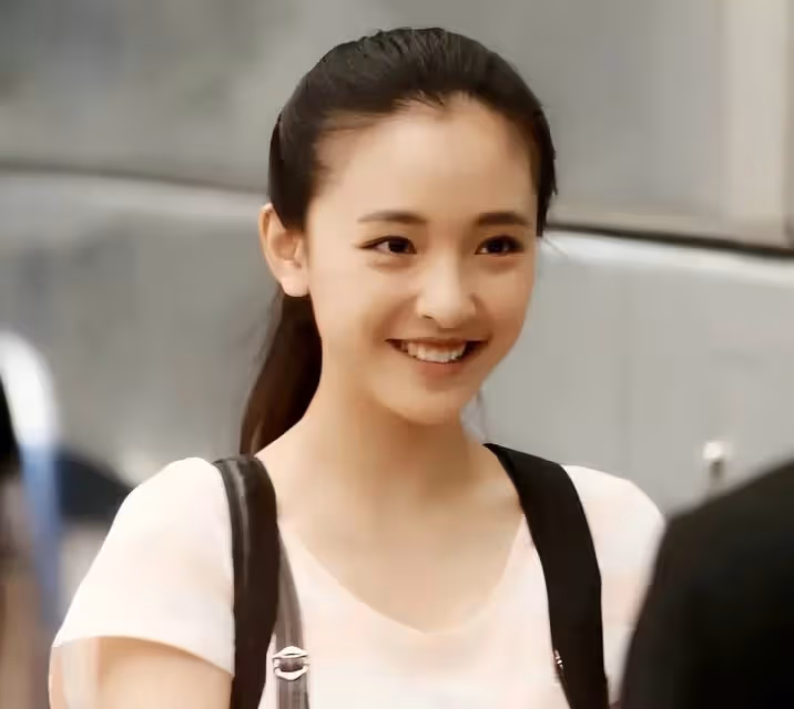 吳倩回應眼裡沒有光,表示生活就是升級打怪,自己越來越強