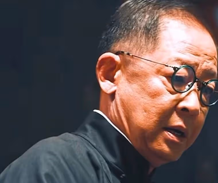 《雪迷宮》《暗夜與黎明》:一個看上癮,一個差點火候