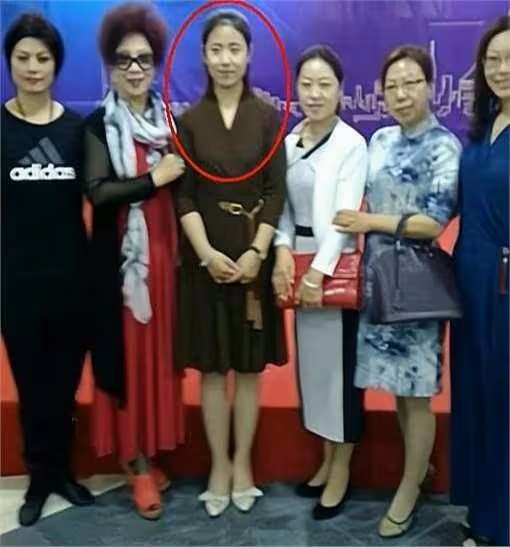 她因太漂亮被趙本山看中,卻因「潛規則」被雪藏,如今生活很幸福