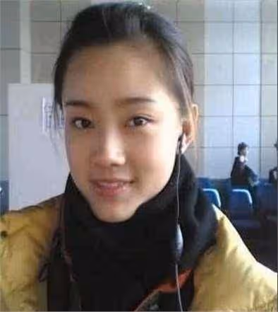 她因太漂亮被趙本山看中,卻因「潛規則」被雪藏,如今生活很幸福