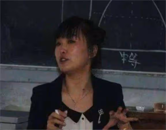 她因太漂亮被趙本山看中,卻因「潛規則」被雪藏,如今生活很幸福
