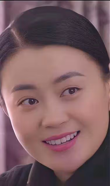 關婷娜:成名背後有眼淚和艱辛,39歲婚戀成難題