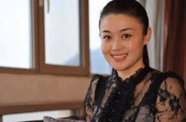 關婷娜:成名背後有眼淚和艱辛,39歲婚戀成難題