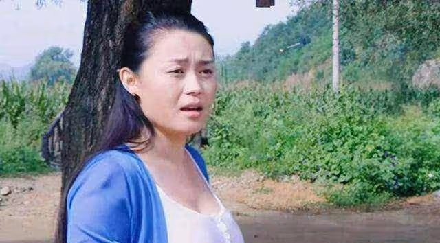 關婷娜:成名背後有眼淚和艱辛,39歲婚戀成難題