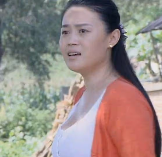 關婷娜:成名背後有眼淚和艱辛,39歲婚戀成難題