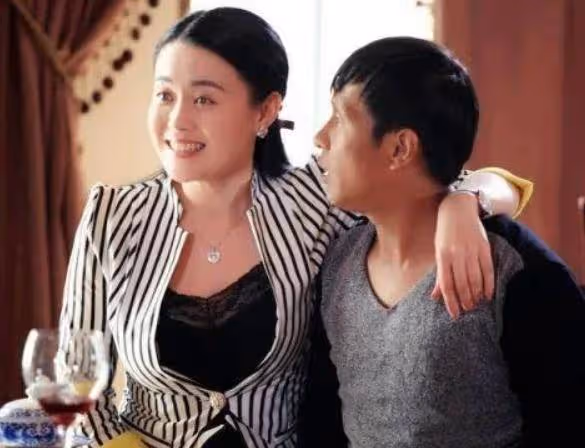 關婷娜:成名背後有眼淚和艱辛,39歲婚戀成難題