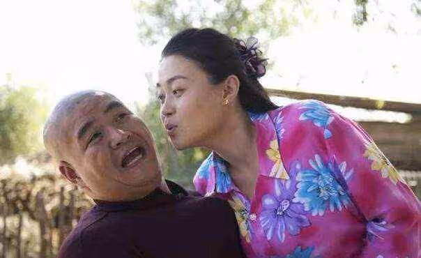 關婷娜:成名背後有眼淚和艱辛,39歲婚戀成難題