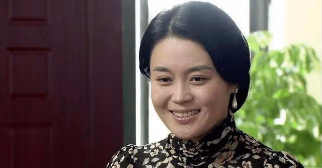 關婷娜：成名背後有眼淚和艱辛，39歲婚戀成難題