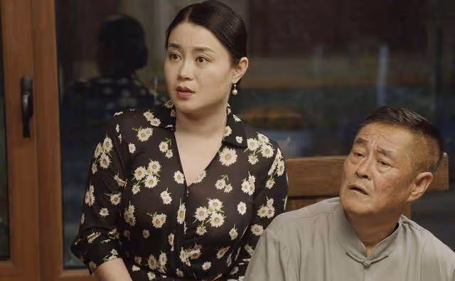關婷娜：成名背後有眼淚和艱辛，39歲婚戀成難題