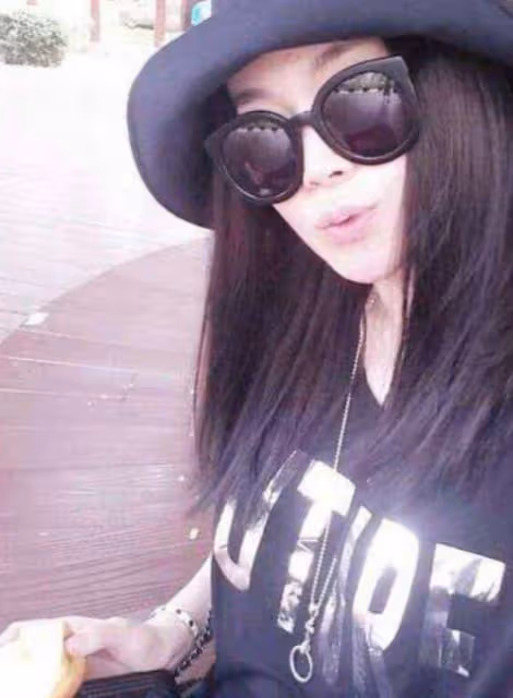 與趙本山傳出緋聞,41歲依然單身,關婷娜被力捧多年,有何魅力?