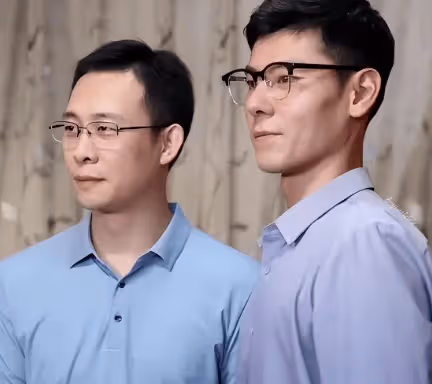 導演只是讓他演「條狗」，他卻力壓郭麒麟，讓半個娛樂圈為他瘋狂