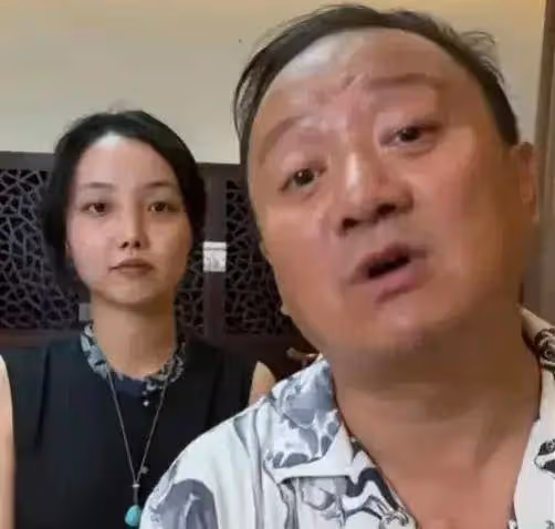 唐鑒軍丈母娘曝光,一聲廣坤哥震撼全場,雙方的年齡相差只有六歲