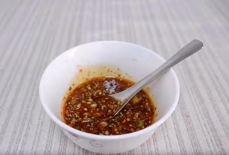 秋天到了就愛吃這個酸辣涼拌面,酸辣開胃,比打滷面吃著還過癮