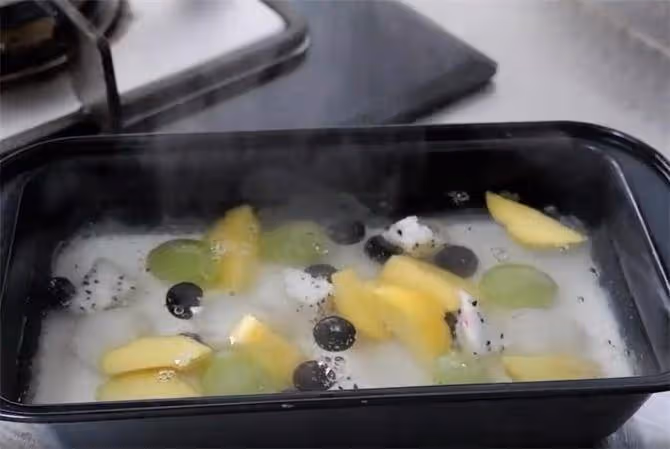 想吃果凍不用買,教你做水果牛奶果凍,好吃Q彈,吃著安全放心