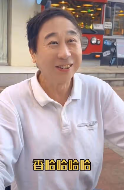 重慶一場特殊婚禮,演員馮鞏登場後婚禮秒變春晚現場