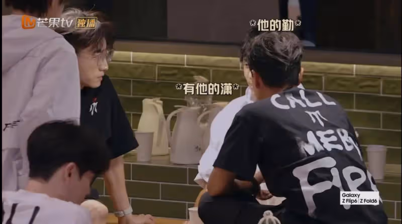 看到杜海濤無人搭理,才明白如今他在《披哥4》終於混不下去了!
