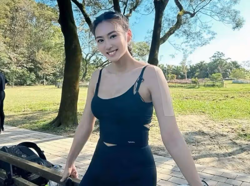 加油！香港知名女星正辦理離婚！進入司法程序，將和軟飯老公對簿公堂