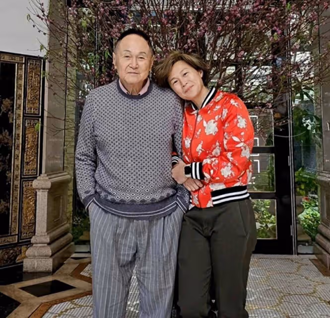 香港名媛經歷7年同性婚姻，與新歡秀恩愛，戀情獲富豪父親認可