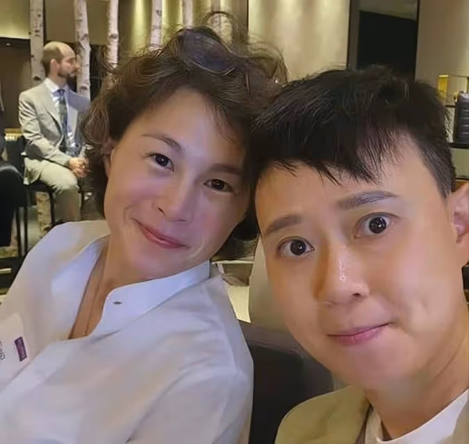 香港名媛經歷7年同性婚姻，與新歡秀恩愛，戀情獲富豪父親認可