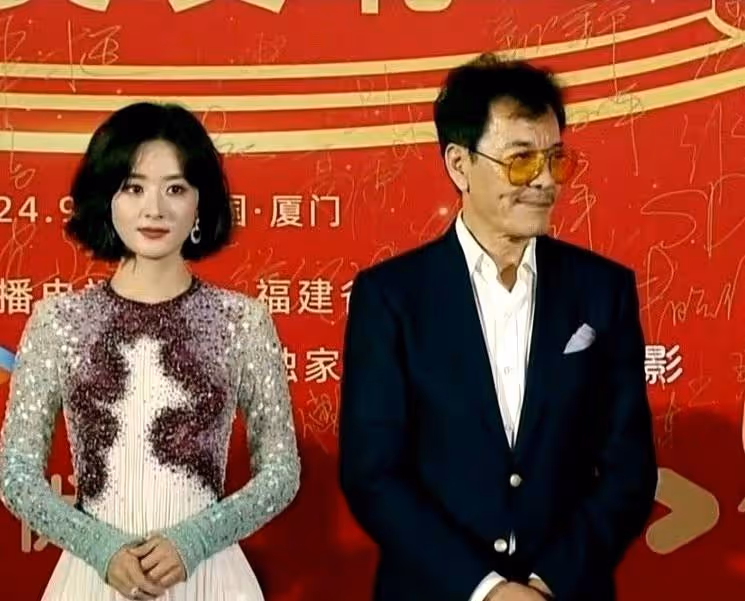 飛天獎紅毯：趙麗穎美，辛芷蕾颯，唐嫣禮服全靠臉撐