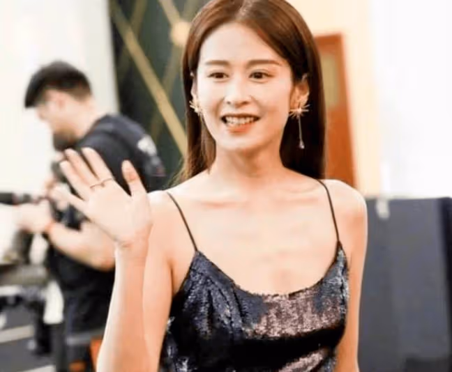 她是「最卑微」的女明星,低聲下氣討好丈夫,丈夫卻連孕期都和她AA制
