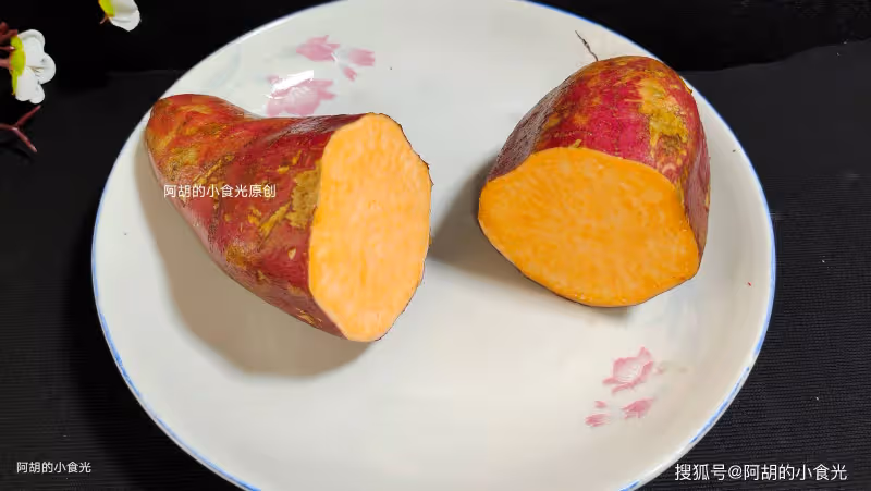 比蓮藕潤腸、比山藥便宜！秋天不懂吃它可虧了，隨手蒸一鍋，皮軟餡足、特解饞