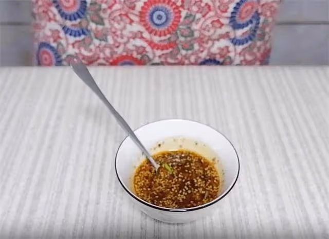 土豆片新吃法,一道香辣土豆片,簡單一拌就做好,吃著也超級過癮