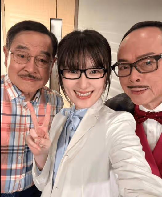 TVB長腿小花因精通5種語言!《愛回家》客串多個角色!曾向曾志偉撒嬌被指搏上位