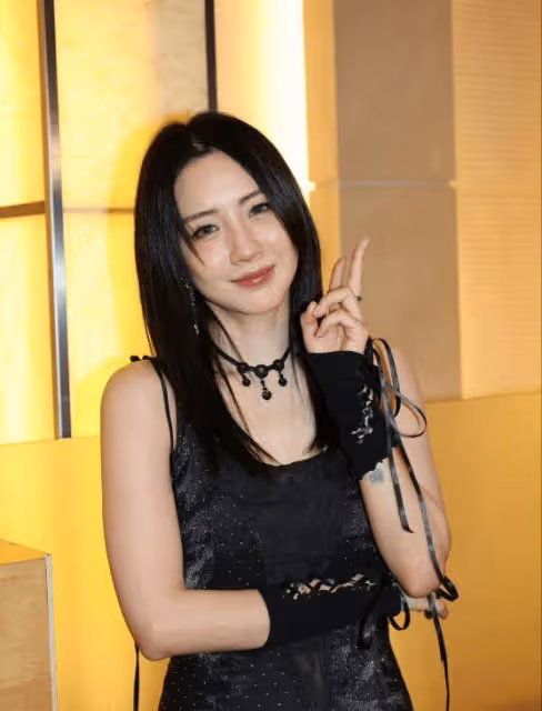 恭喜！TVB前女星大方承認戀情！臉上掛滿甜蜜！大讚男星靚仔又單純！