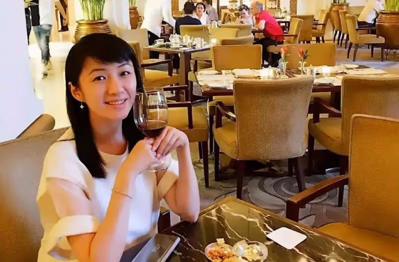 為給病父沖喜閃婚!TVB前知名女星宣布不會再婚,桃花運旺