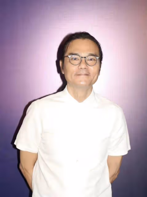香港影帝林家棟自曝摔傷要叫救護車,痛到飆髒話,57歲仍未結婚