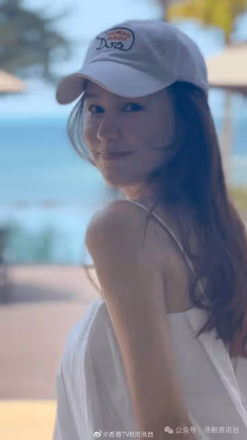42歲TVB富貴人妻內地拍片介紹民宿!網民激贊外貌廿年如一日