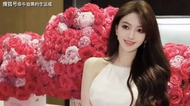 黃曉明葉珂戀愛線模糊,女方閨蜜稱等了5年,楊穎當時是隱忍狀態
