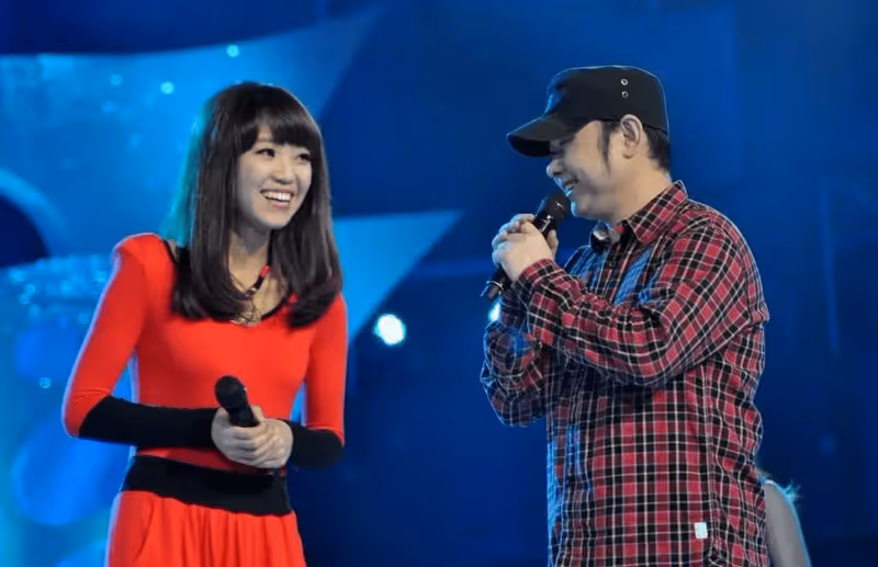 刀郎淚灑演唱會現場,愛徒雲朵杳無音訊,忙著舉辦個人首場演唱會