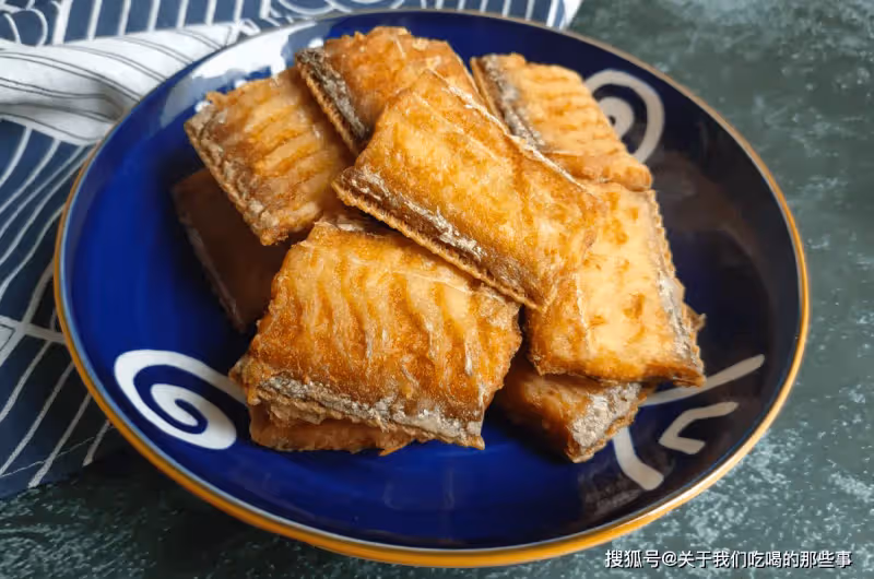 炸帶魚,牢牢記住「3個竅門」,帶魚外酥里嫩,鮮香不腥不膩口