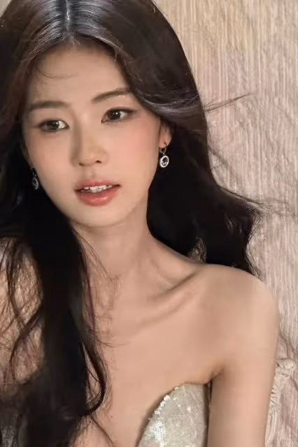 白鹿靚麗寫真猶如天仙!膚白貌美大長腿太性感撩人