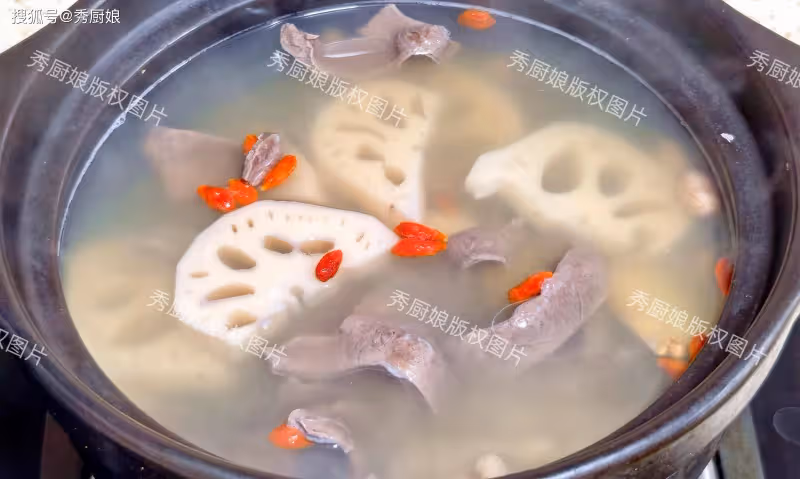 經常熬夜翻來覆去睡不著,常喝這碗湯,養心安神,清肝助眠睡得香