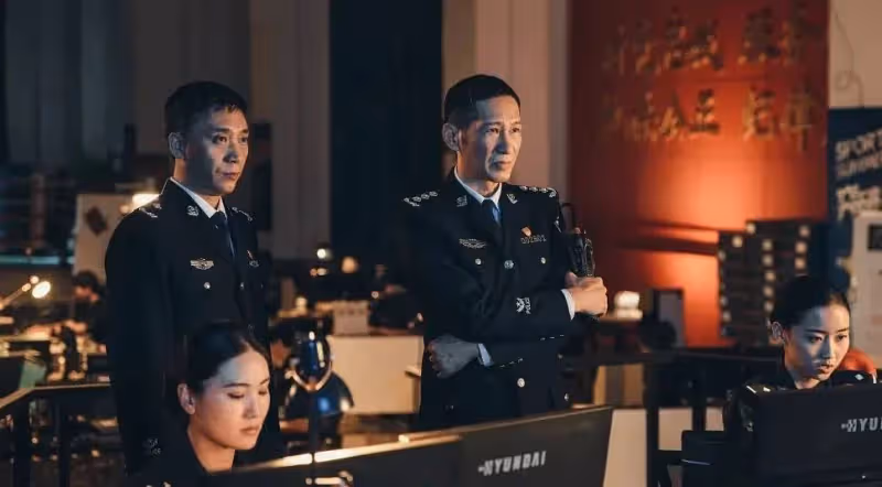 本以為是爛劇,沒想到出奇精彩,這部軍旅劇看上癮了