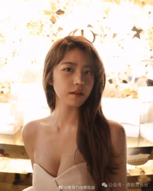 港姐莊子璇被指容貌進化減肥瘦身不瘦胸!早前俯身訪問汪明荃以上圍搶Fo