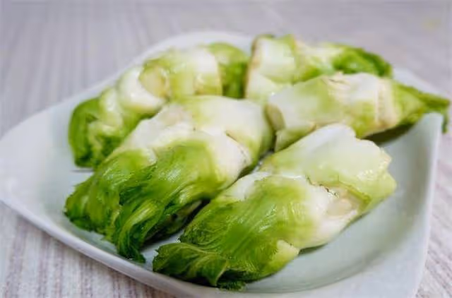 簡單易做的白灼兒菜，清香鮮嫩有營養，兒菜白灼起來也是超好吃