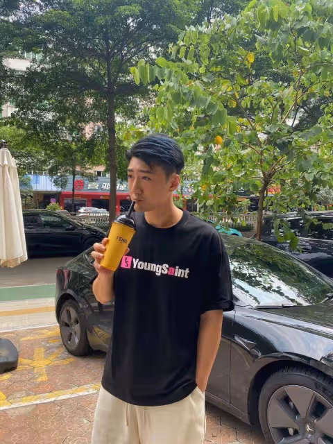 TVB前小生愛妻樣貌曝光!曾被懷疑同性戀,無奈公開已婚身份