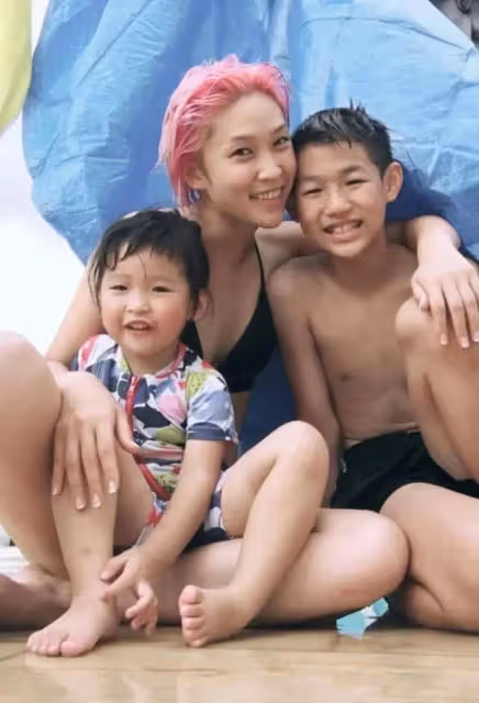 TVB「江湖大嫂」婚紗照美艷動人,曾為渣男還債,如今成人生贏家