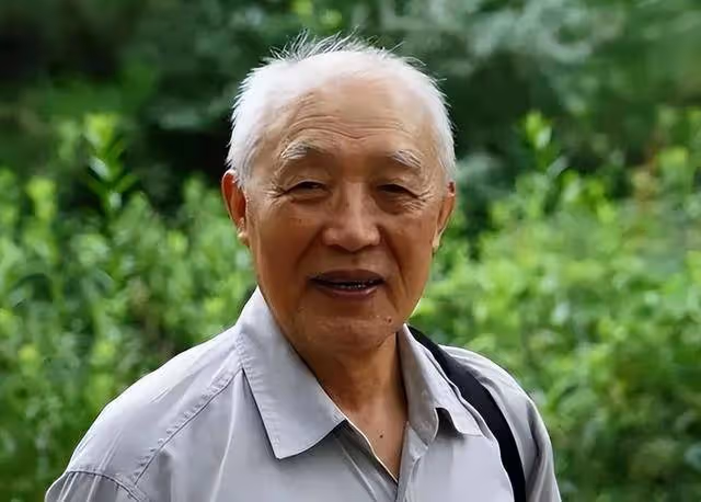 76年唐山大地震,青龍縣47萬人為何無一人傷亡,有一人功不可沒