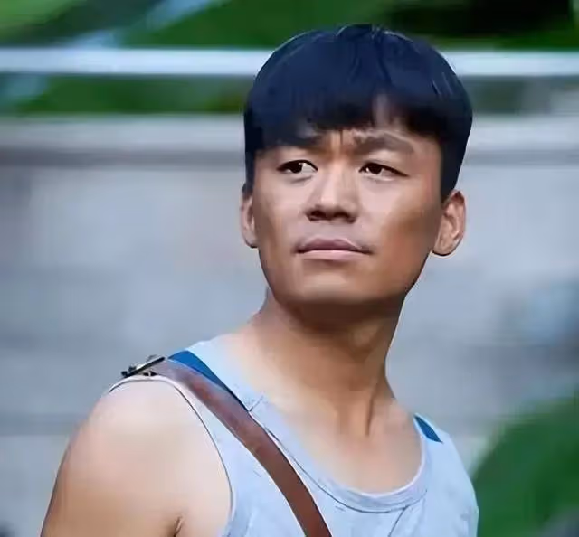 王寶強兒子終於長大!近照曝光後全網震驚:誰是生父已經很明顯了