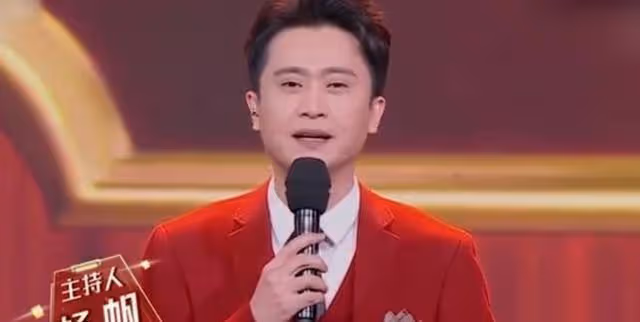 央視主持人楊帆:娶平凡妻子,上升期身患重病,今43歲成人生贏家