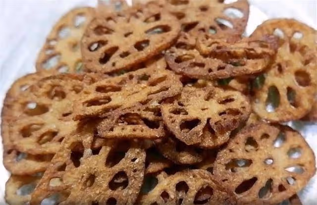又發現一個藕的新做法,香酥咸香,酥脆可口,咬一口嘎嘣脆