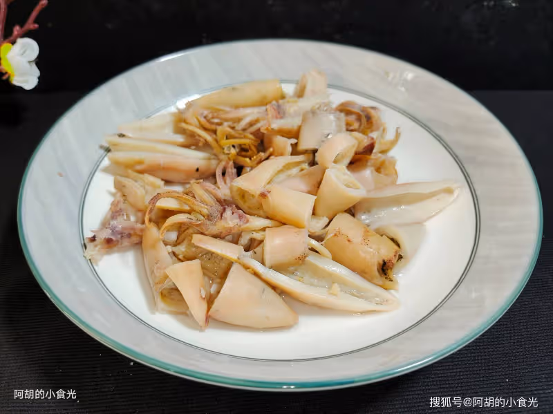 它是潤肺第一菜,秋天不懂吃就虧了!花幾分鐘燒一鍋,鮮爽十足、湯鮮菜嫩