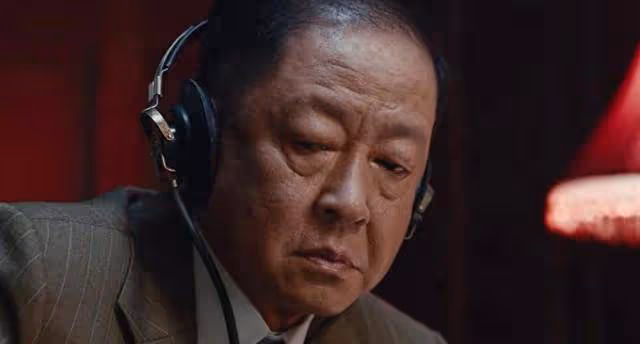 《暗夜與黎明》肖雲替鄭蘭亭擋槍,自以為是的愛情真讓人噁心
